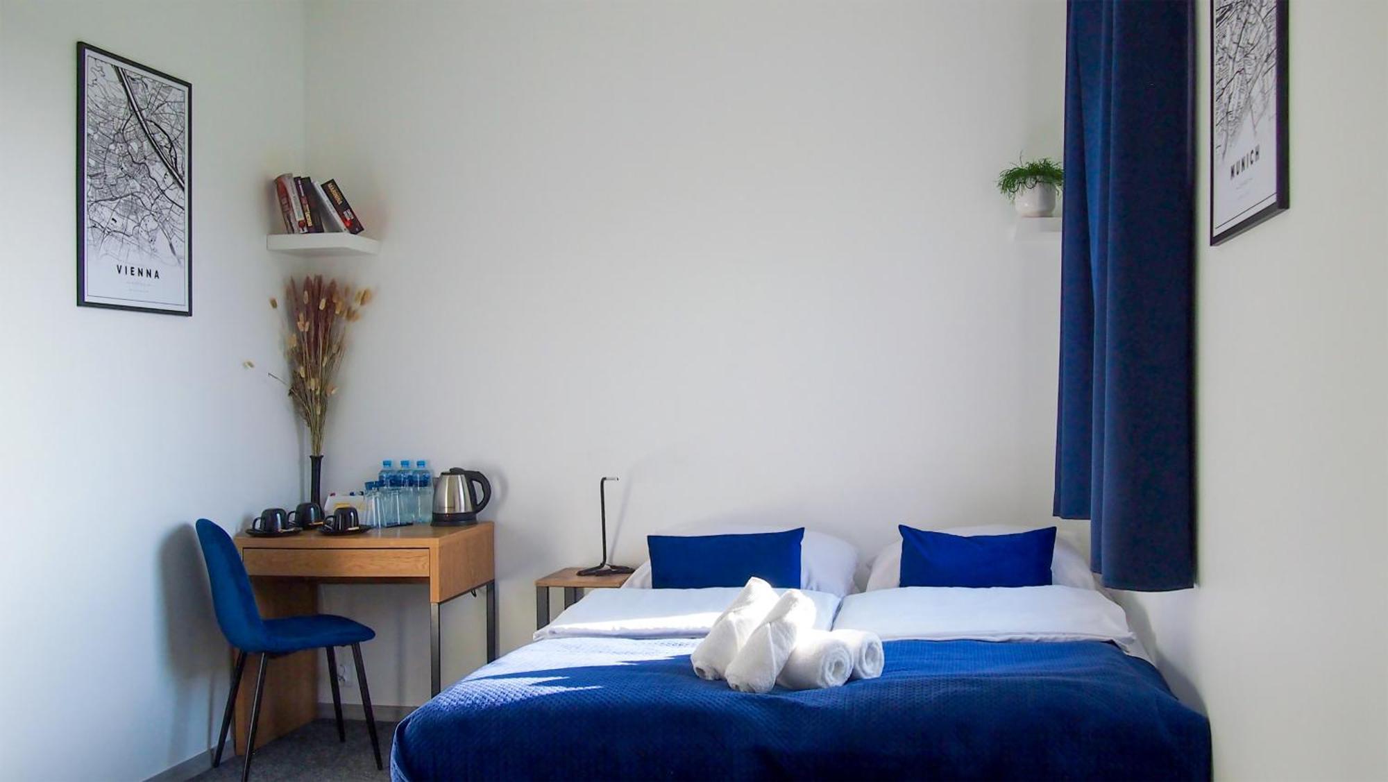 Mile Gdansk Airport & Parking Dlugoterminowy Bed & Breakfast Екстериор снимка